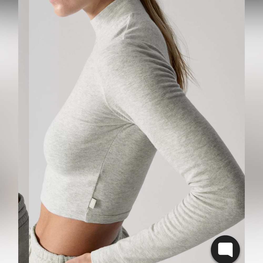 ARITZIA| XS TNA Longsleeve - Picture 5 of 16